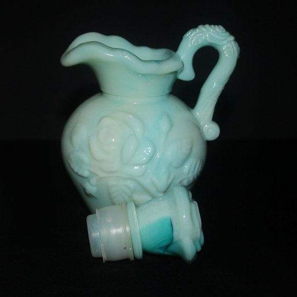 Avon Jadeite Pitcher and Basin | Vintage Avon Foaming Bath Oil Set - Picture 6 of 10